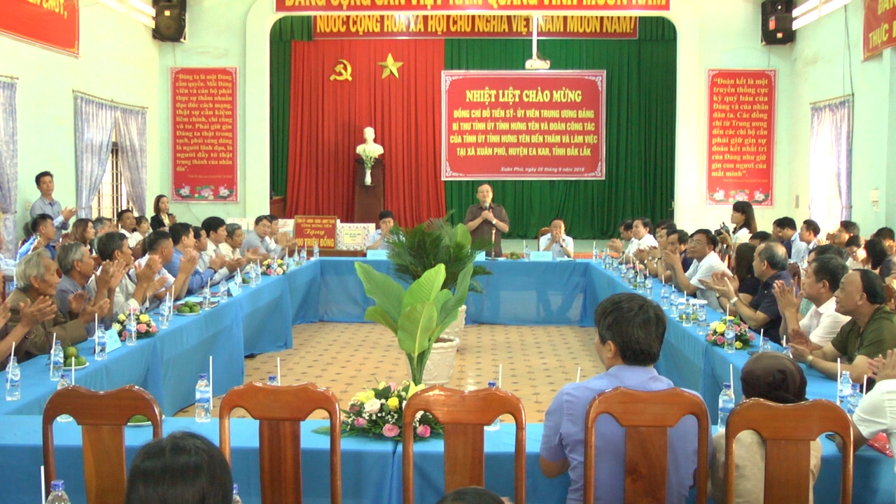 Toàn cảnh buổi làm việc