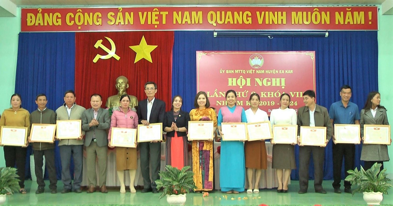UBMTTQVN huyện Ea Kar tổ chức Hội nghị lần thứ 8, khóa VIII, nhiệm kỳ 2019 – 2024