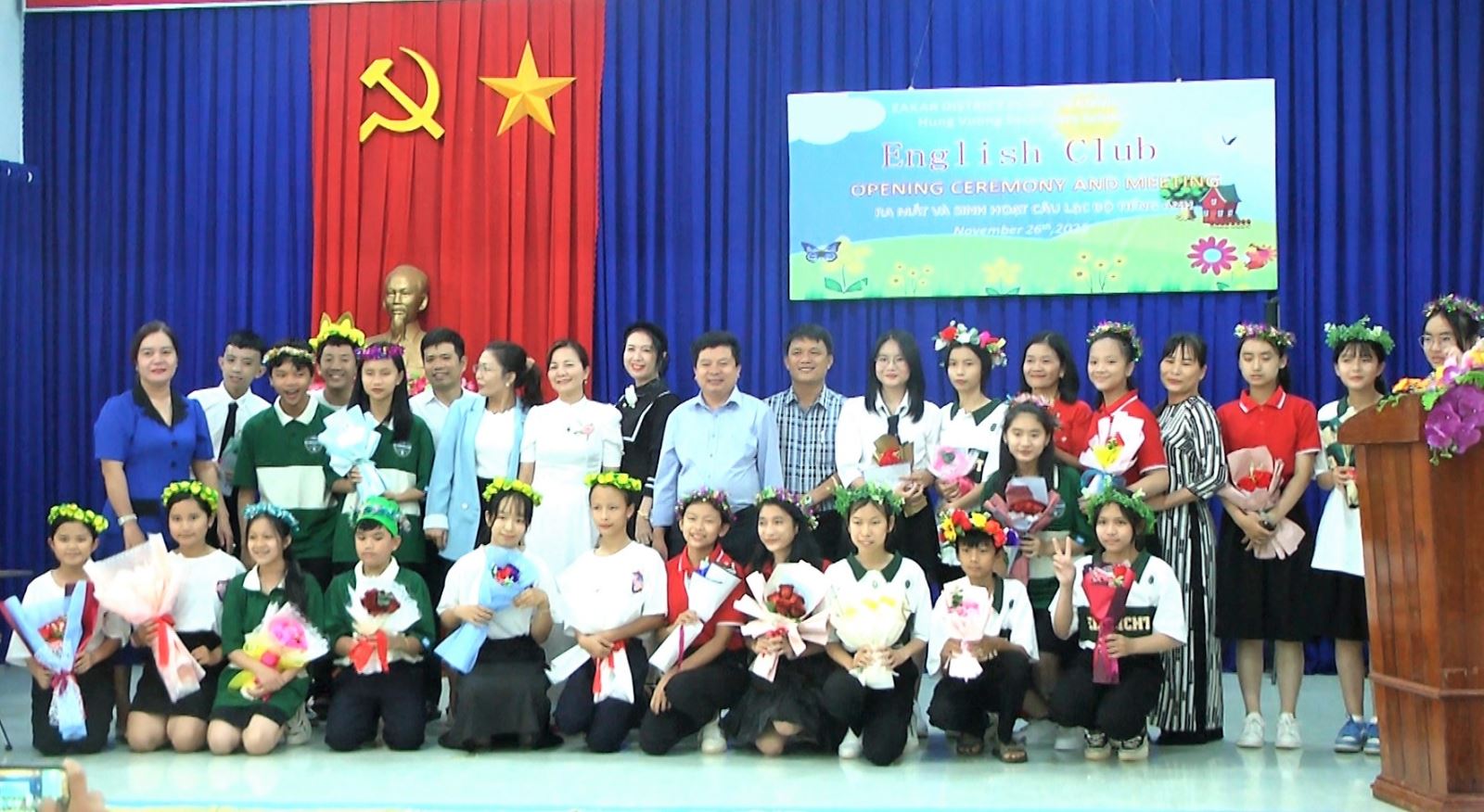 Trường THCS Hùng Vương – thị trấn Ea knốp ra mắt và sinh hoạt CLB Tiếng Anh năm học 2022 – 2023