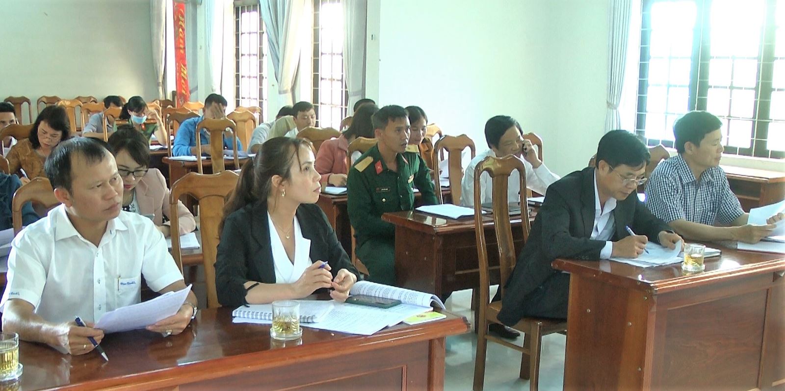 Hội nghị hướng dẫn tổ chức lấy ý kiến nhận xét và tín nhiệm của cử tri nơi cư trú đối với người ứng cử đại biểu HĐND các cấp, nhiệm kỳ 2021 – 2026.