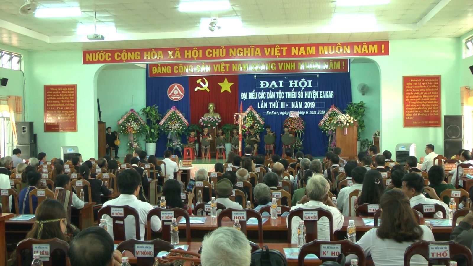 Toàn cảnh Đại hội