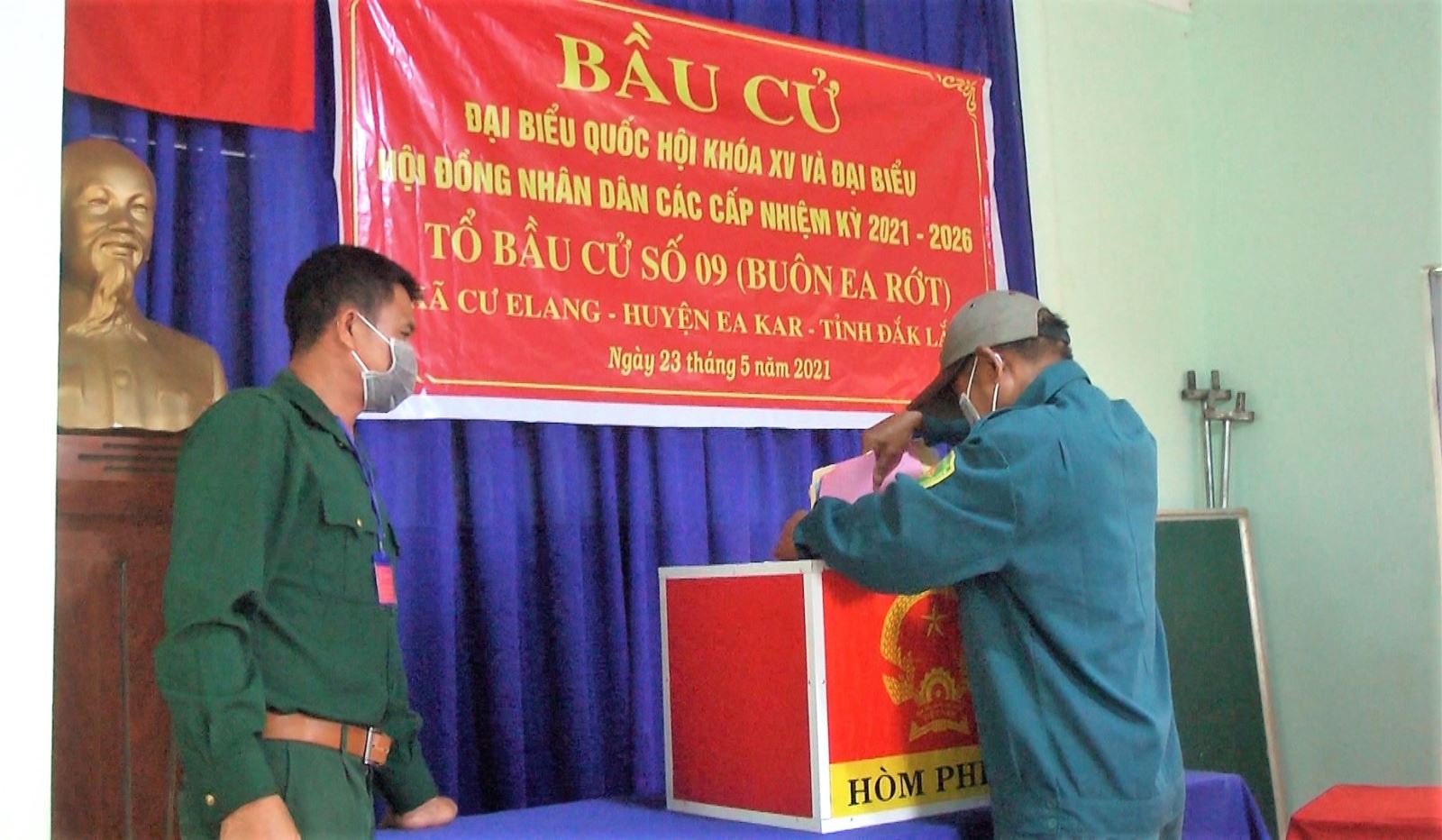 Huyện Ea Kar công bố kết quả bầu cử