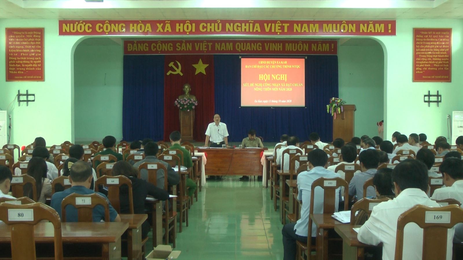 Hội nghị xét, đề nghị công nhận xã đạt chuẩn nông thôn mới năm 2020