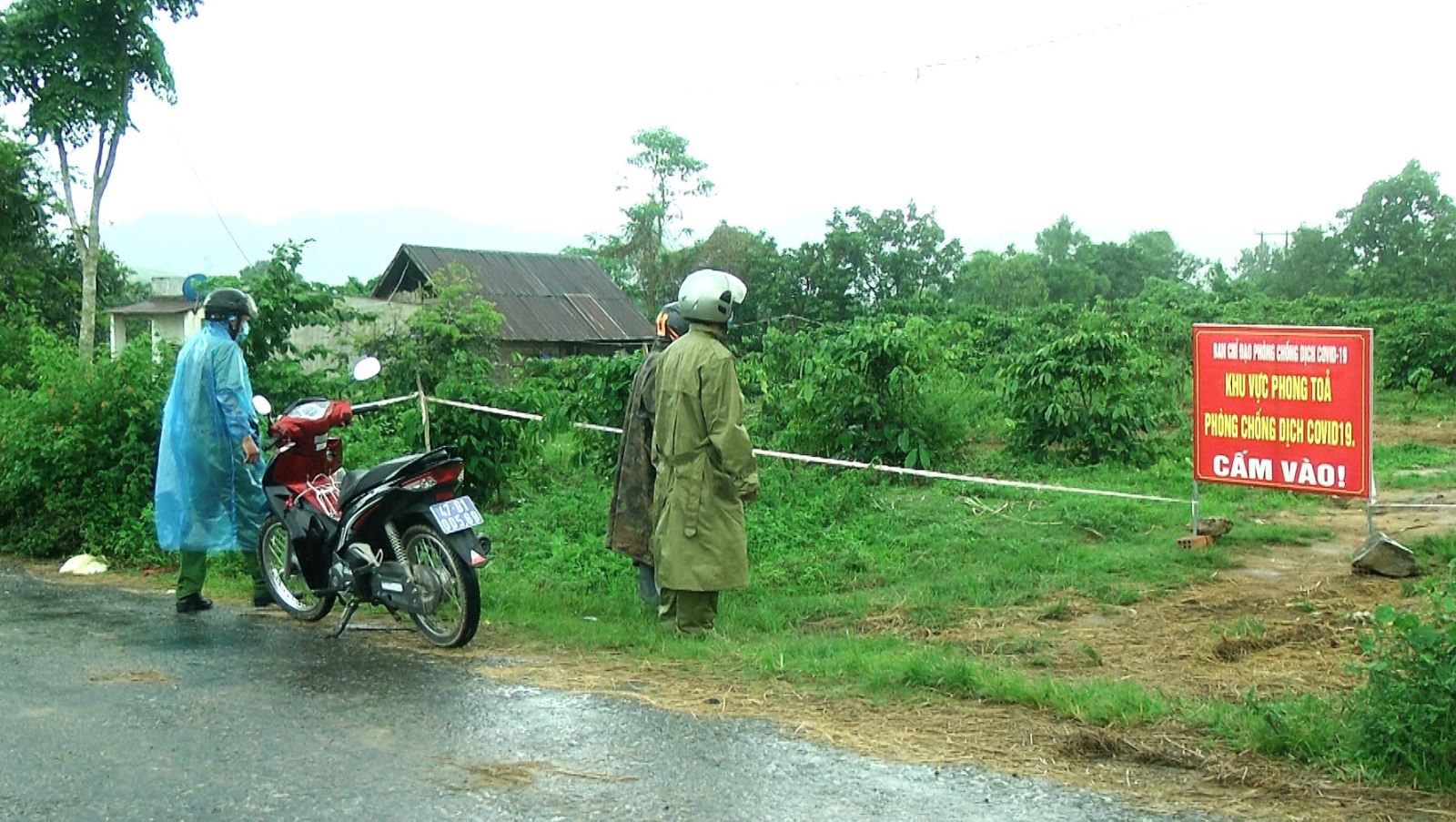 Xã Cư Bông ghi nhận 16 trường hợp nhiễm Covid-19 trên địa bàn.