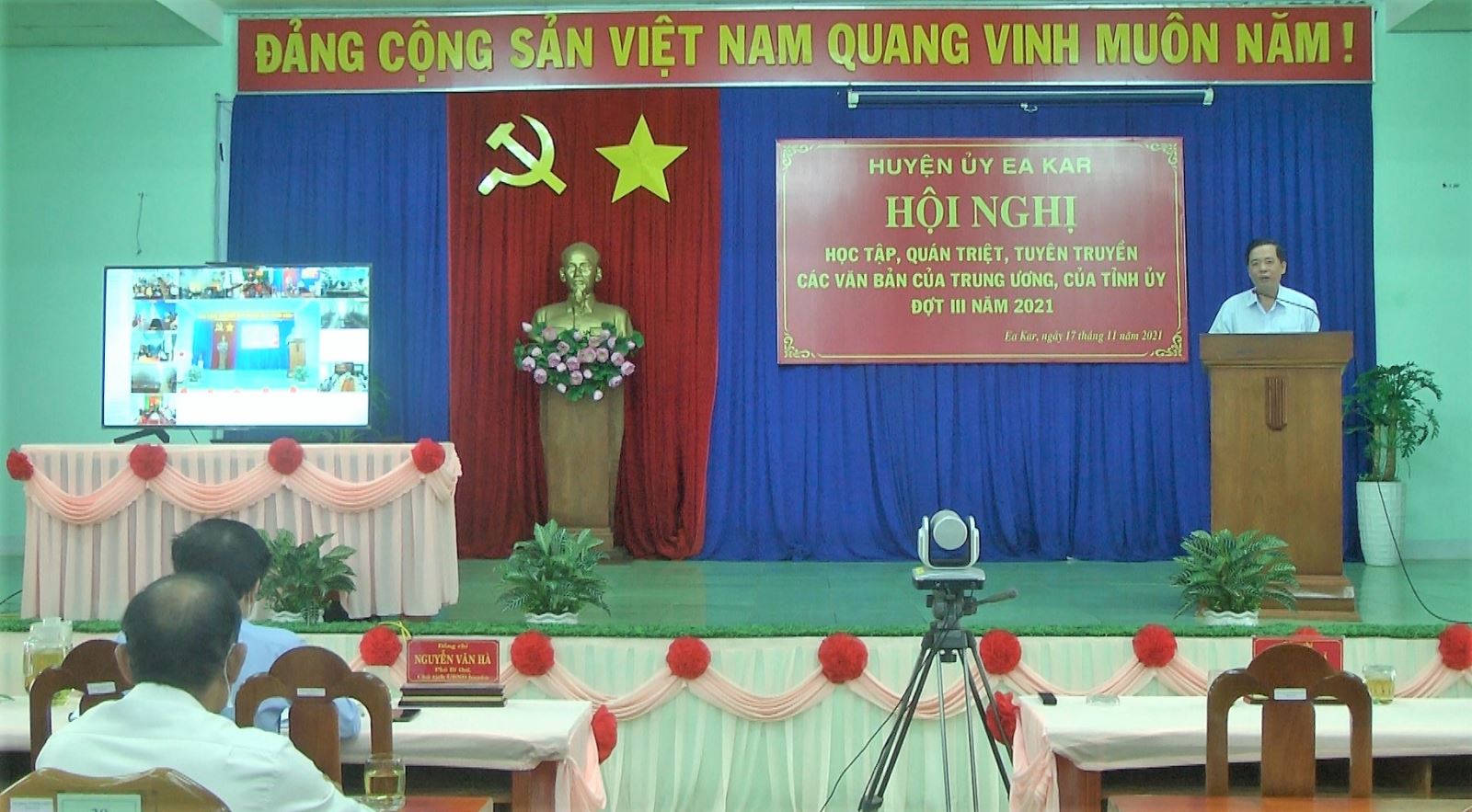 Quán triệt, tuyên truyền các văn bản của Trung ương, Tỉnh ủy đợt 3/2021.