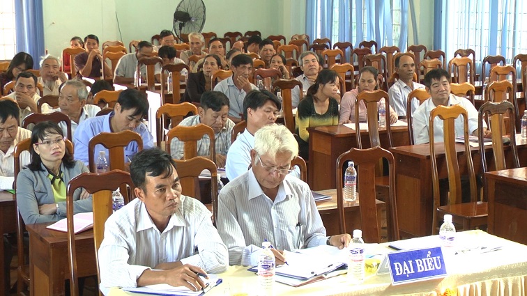 Hội nghị đối thoại giữa UBND thị trấn EaKar với nhân dân