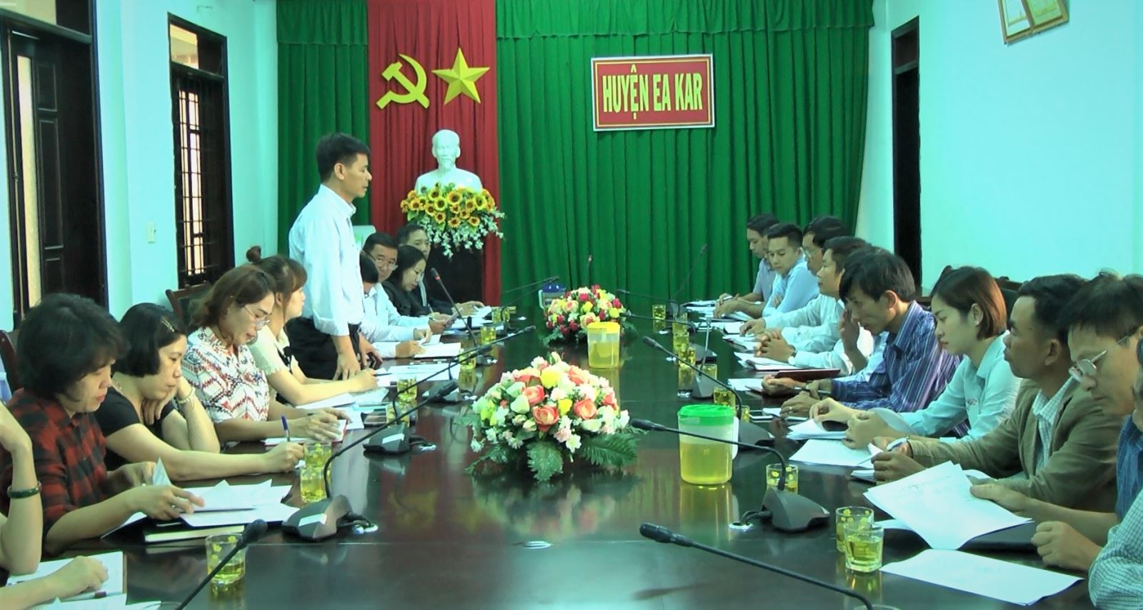 Huyện EaKar làm việc với đoàn kiểm tra tỉnh Đắk Lắk về  công tác cải cách hành chính trên đại bàn