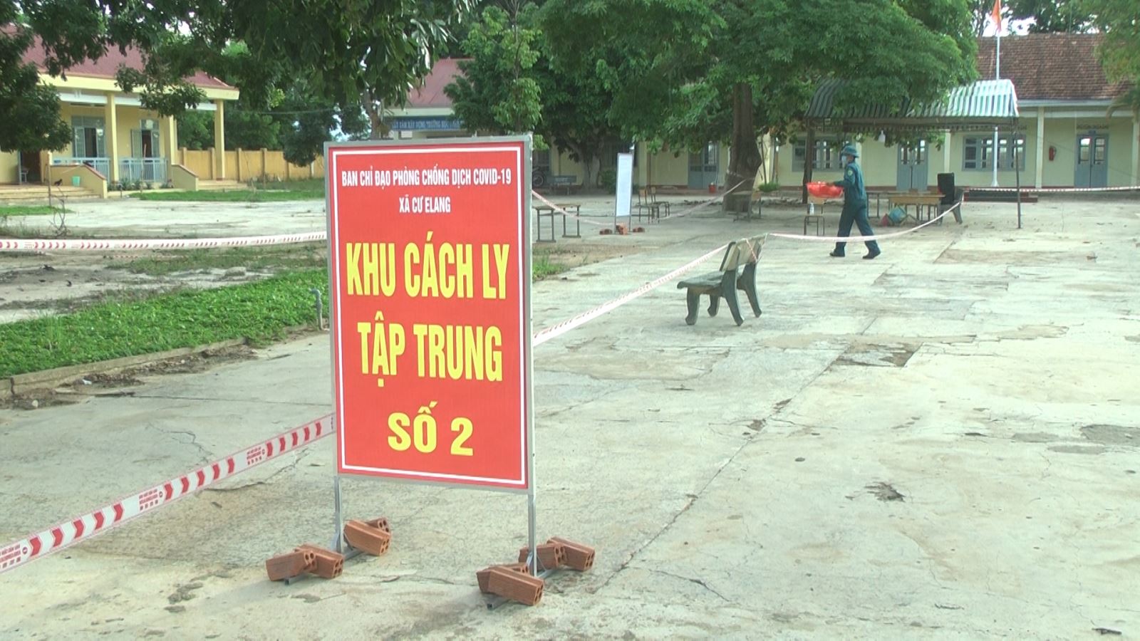 Xã CưElang, huyện Ea Kar đưa vào thêm một khu cách ly tập trung phòng chống Covid-19 trên địa bàn.