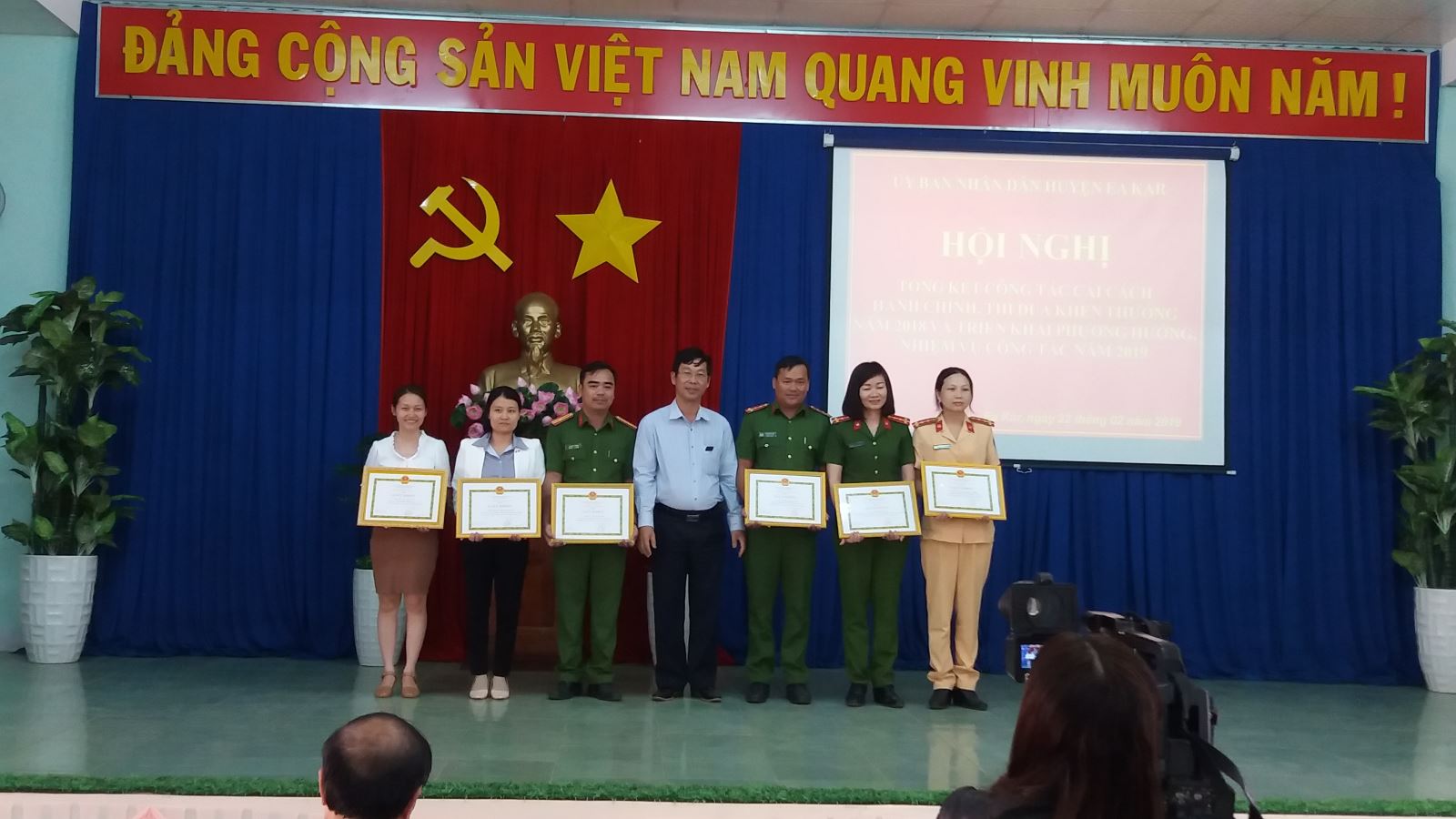 Ủy ban nhân dân huyện Ea Kar tổng kết công tác cải cách hành chính năm 2018 và triển khai nhiệm vụ năm 2019