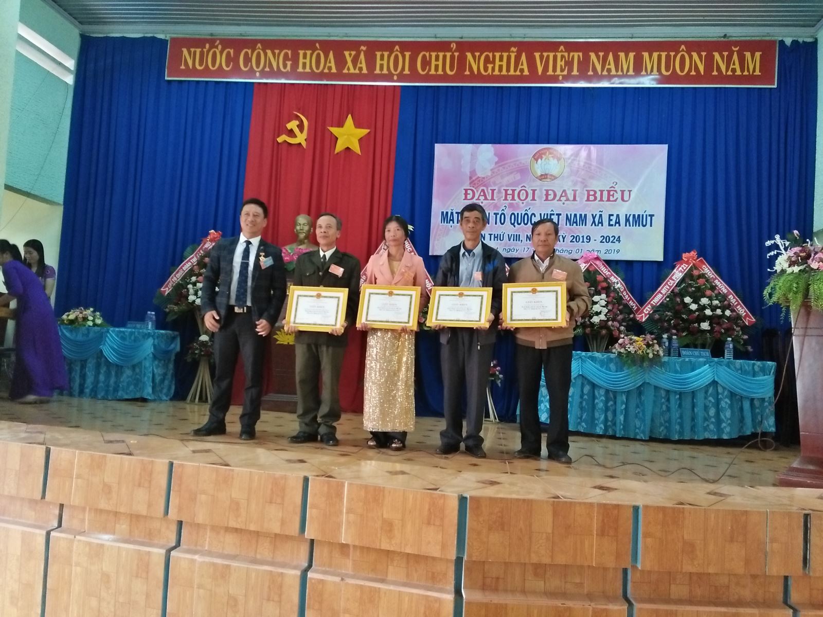 Đại hội đại biểu Mặt trận Tổ quốc Việt Nam xã EaKmút lần thứ VIII, nhiệm kỳ 2019-2024
