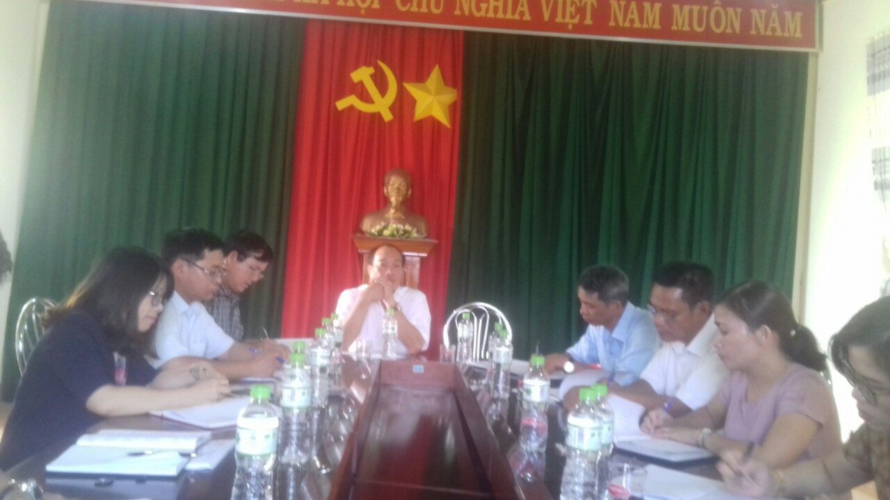 UBND huyện làm việc với các xã phấn đấu đạt chuẩn nông thôn mới năm 2020