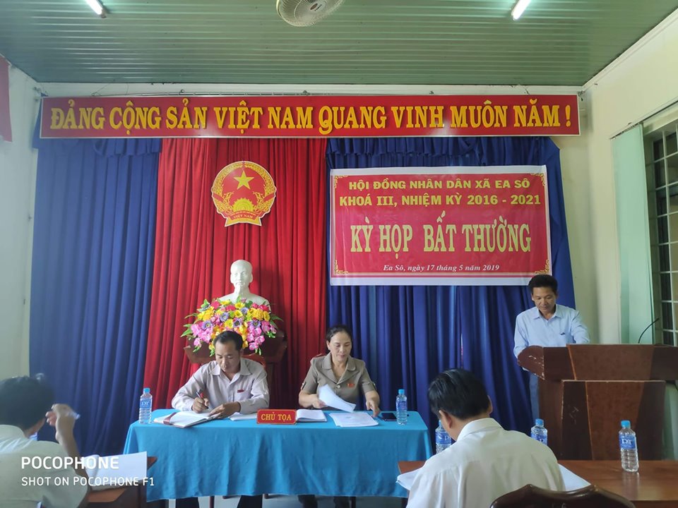 Kỳ họp bất thường Hội đồng nhân dân xã Ea Sô khóa III, nhiệm kỳ 2016-2021