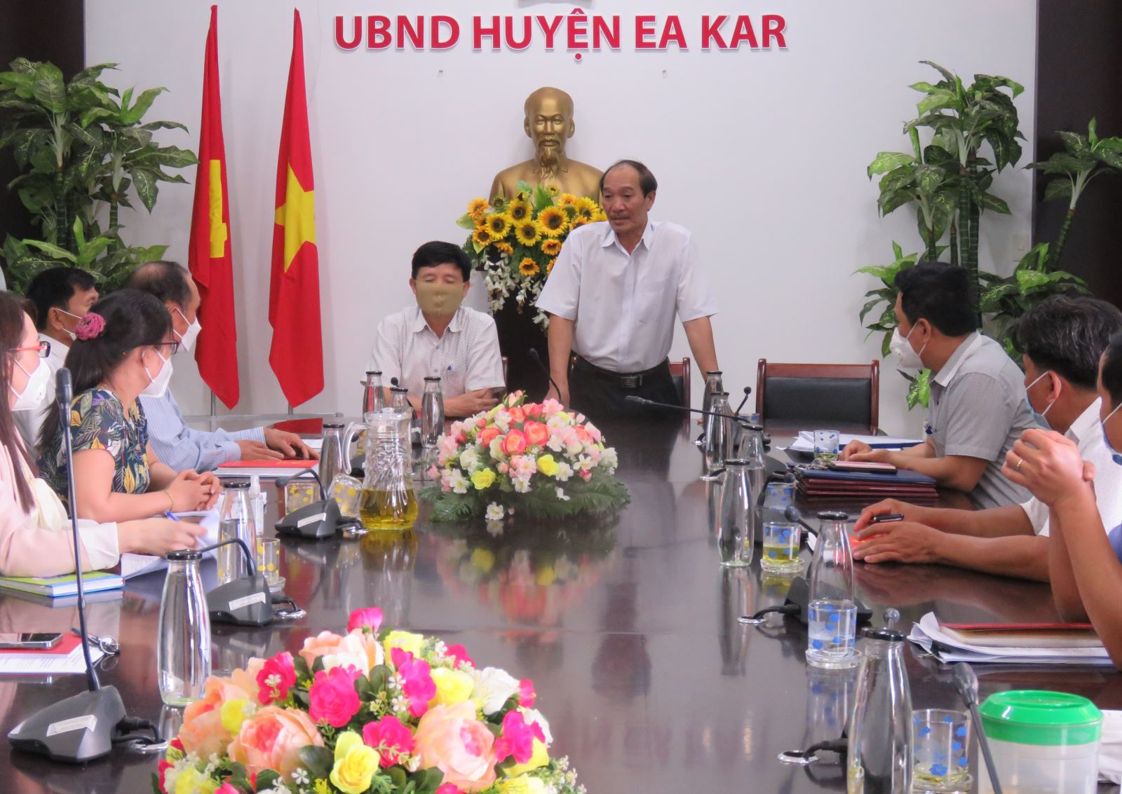 Huyện Ea Kar tổng kết công tác phối hợp hoạt động giữa UBND huyện với Ban Tuyên giáo, Ban Dân vận huyện ủy, UB MTTQ và các đoàn thể huyện.