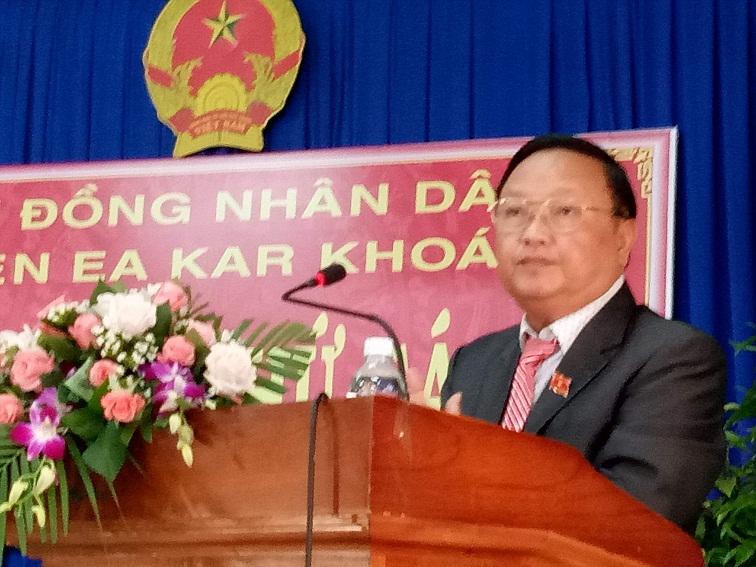 Đồng chí Kiều Thanh Dũng-TUV, BTHU, CT.HĐND Huyện EaKar, khóa VII khai mạc kỳ họp