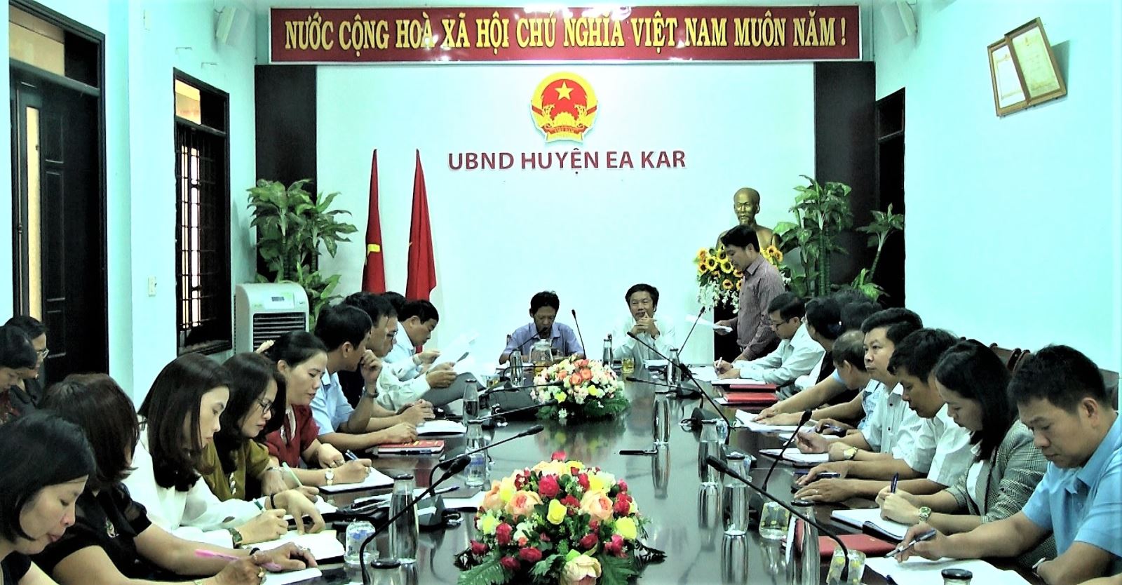 Năm học 2022-2023, huyện Ea Kar triển khai thực hiện 3 khâu đột phá về ngoại ngữ, công nghệ thông tin và hoạt động trải nghiệm trong ngành giáo dục và đào tạo. 
