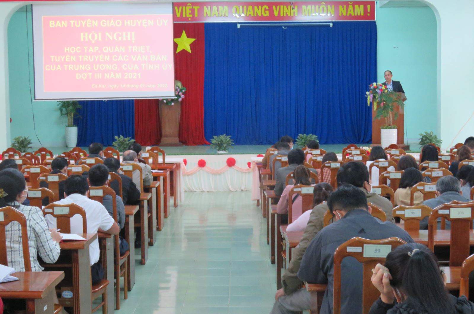 Hội nghị học tập, quán triệt, tuyên truyền các văn bản của Trung ương, của Tỉnh ủy đợt III/2021.