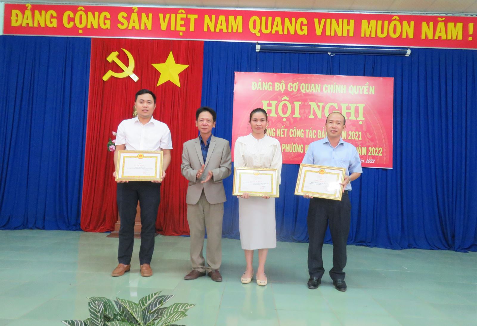 Đảng bộ cơ quan chính quyền tổ chức Hội nghị tổng kết công tác năm 2021.