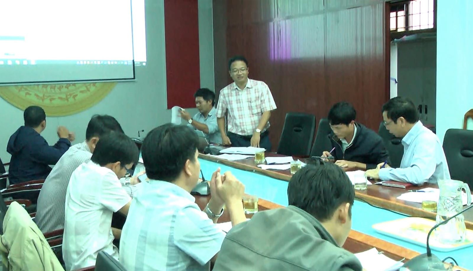 Rà soát danh mục các công trình đầu tư cơ sở hạ tầng hoàn thiện tiêu chí xây dựng nông thôn mới đối với các xã đã được công nhận đạt chuẩn NTM trên địa bàn huyện Ea Kar.