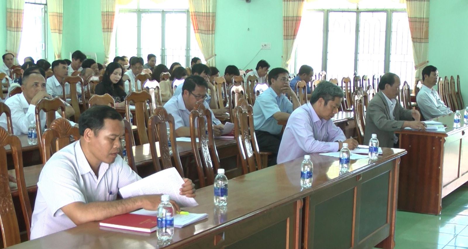 Các vị đại biểu tham dự Hội nghị