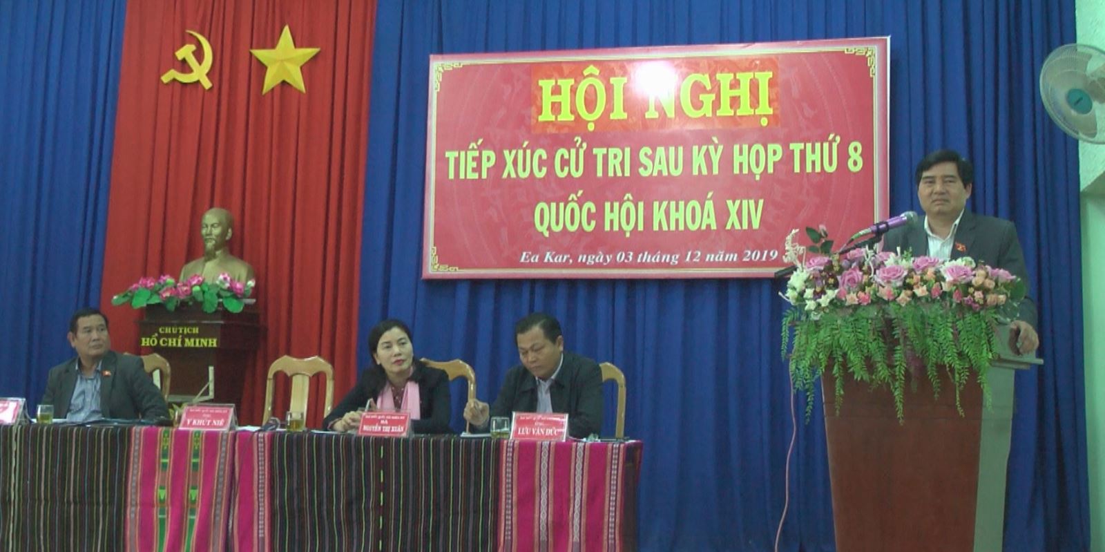 Cử tri huyện Ea Kar tiếp xúc với Đoàn đại biểu Quốc hội tỉnh sau Kỳ họp thứ 8, Quốc hội khóa XIV