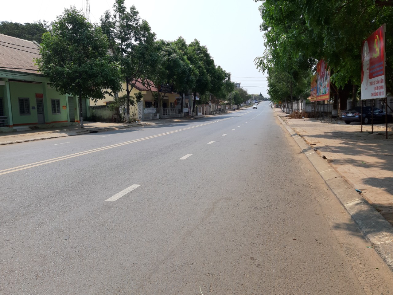Thị trấn Eakar nghiêm túc thực hiện cách ly toàn xã hội