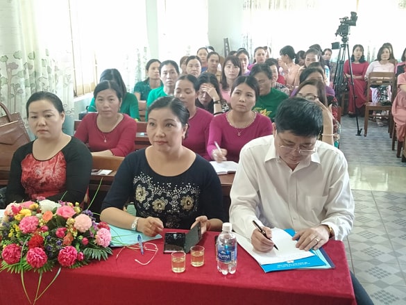 Phòng GD và ĐT huyện EaKar tổ chức Hội nghị tổng  kết 5 năm triển khai chuyên đề “ Xây dựng trường Mầm non lấy trẻ làm trung tâm giai đoạn 2016 – 2020”.
