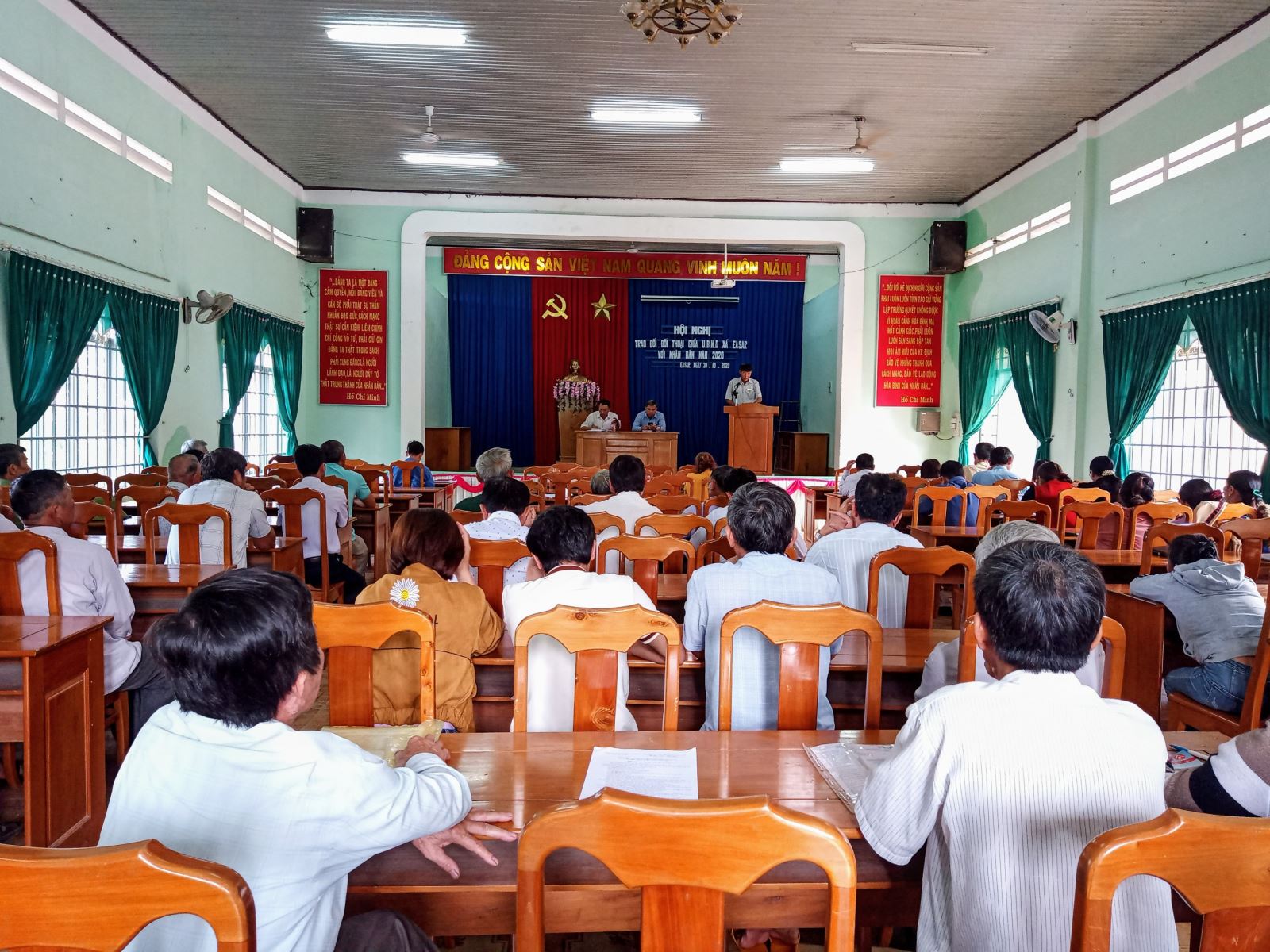 Hội nghị đối thoại giữa người đứng đầu cấp ủy, chính quyền với, MTTQ, các đoàn thể chính trị xã hội, và nhân dân xã Ea Sar năm 2020