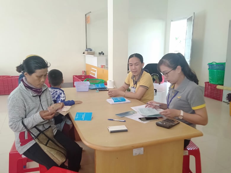 Thực hiện chính sách hỗ trợ người dân gặp khó khăn, do ảnh hưởng đại dịch Covid-19
