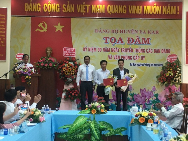 Tọa đàm kỷ niệm 90 năm ngày truyền thống các ban Đảng và Văn phòng cấp ủy