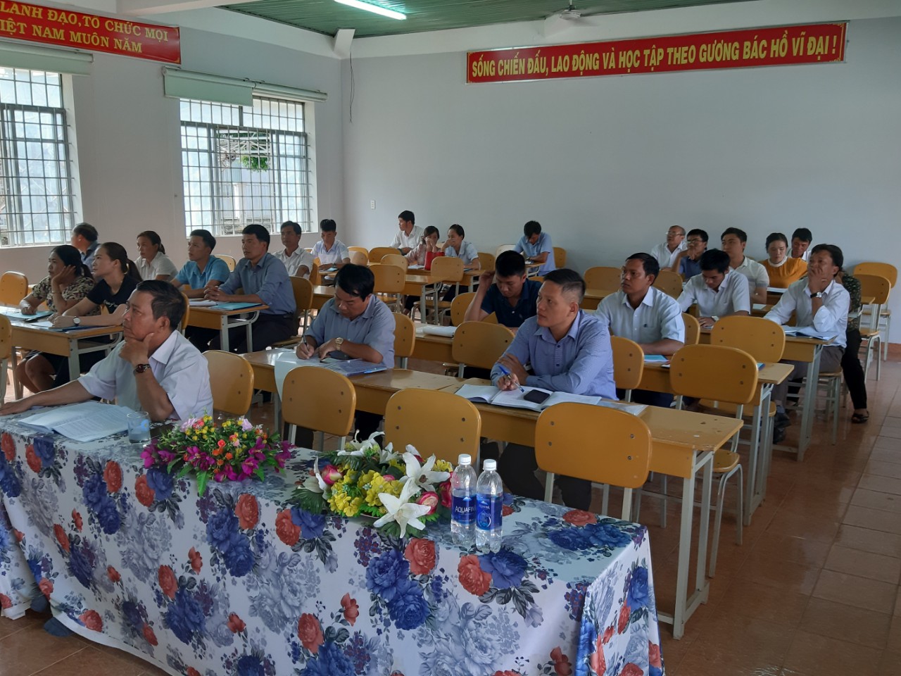 Ea Kar: Triển khai tập huấn công tác xây dựng nông thôn mới năm 2020