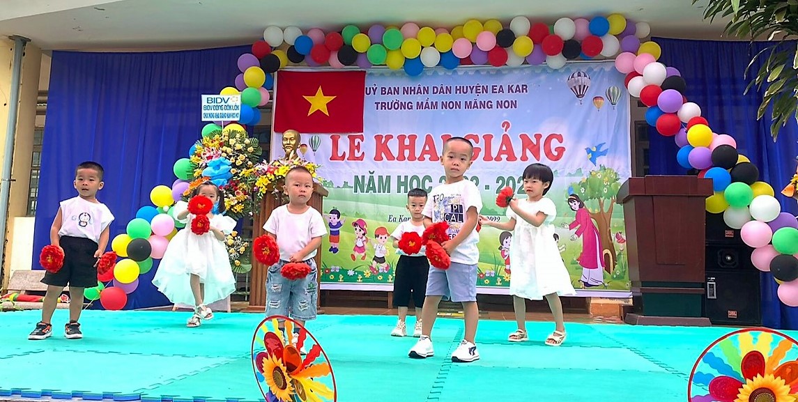 Trường mầm non Măng non – thị trấn EaKar tổ chức Lễ khai giảng năm học mới 2022 – 2023