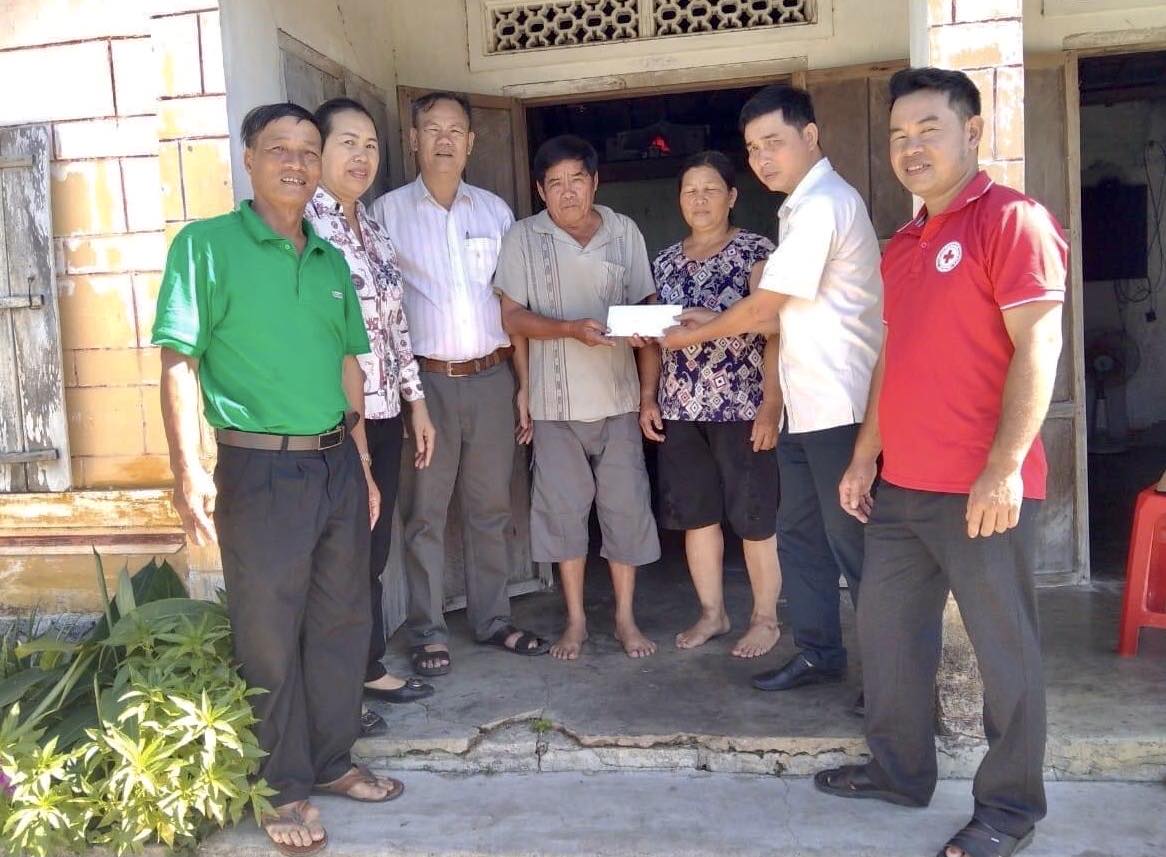 Chương trình Ra mắt mô hình kinh tế “ Hỗ trợ  phát triển mô hình sinh kế  cho  hộ nghèo, hộ có hoàn cảnh khó khăn vươn lên thoát nghèo” tại xã Ea Týh