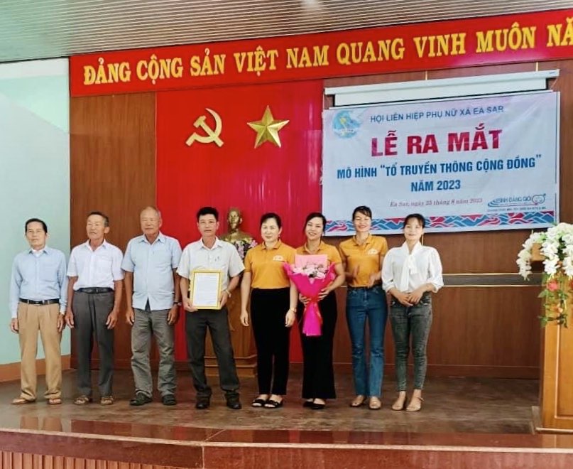 Hội LHPN xã Ea Sar tổ chức Lễ ra mắt Mô hình “ Tổ truyền thông cộng đồng” năm 2023