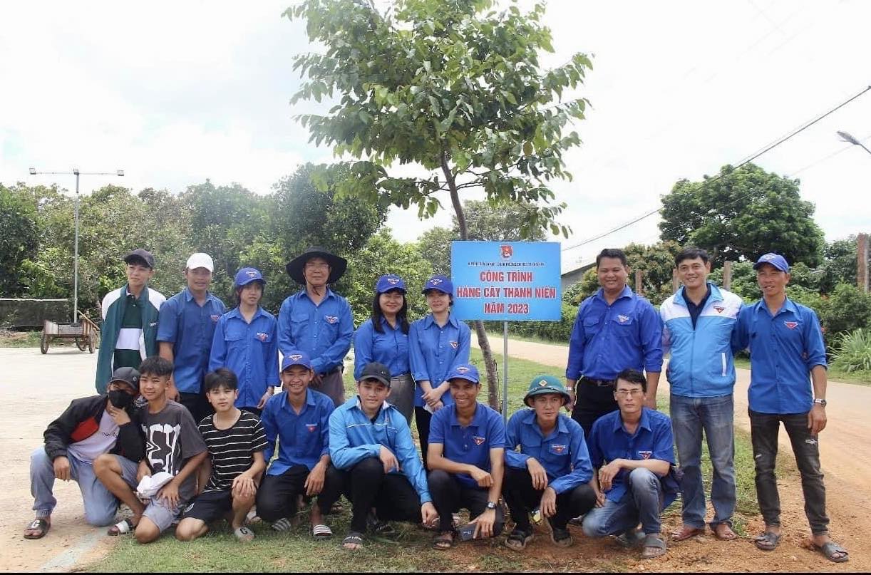 Chương trình ra quân Chủ nhật xanh toàn quốc lần thứ IV với công trình Hàng cây xanh thanh niên năm 2023
