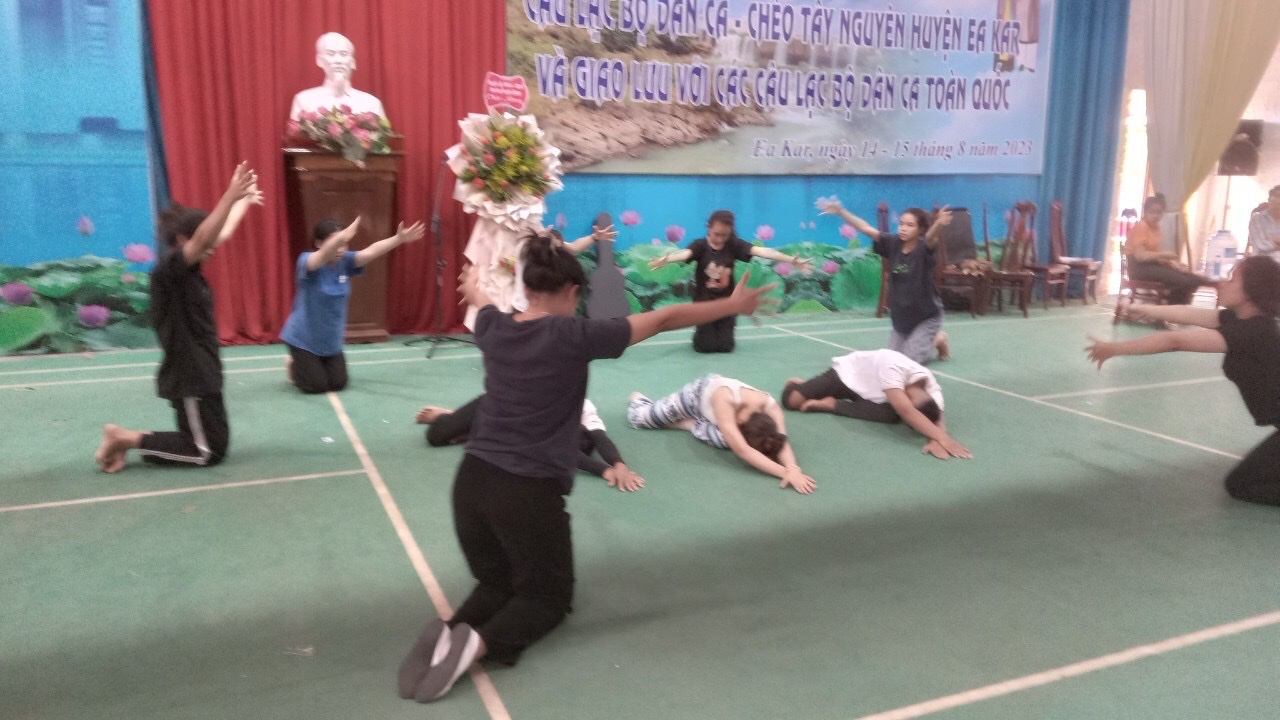 Huyện Ea Kar tích cực luyện tập chuẩn bị chương trình tham gia Liên hoan Nghệ thuật Quần chúng tỉnh Đắk Lắk lần thứ 17 năm 2023