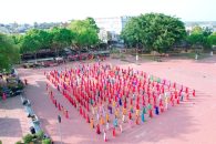 Hội Liên hiệp Phụ nữ xã Ea Kar đồng diễn dân vũ, diễu hành cổ động chào mừng bầu cử