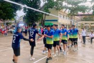 Tham gia Hội thao Công đoàn cơ sở khu vực Ea Knốp hưởng ứng Tháng Công nhân năm 2026, đoàn vận động viên xã Ea Kar đã xuất sắc giành thành tích cao nhất ở môn bóng chuyền nam.